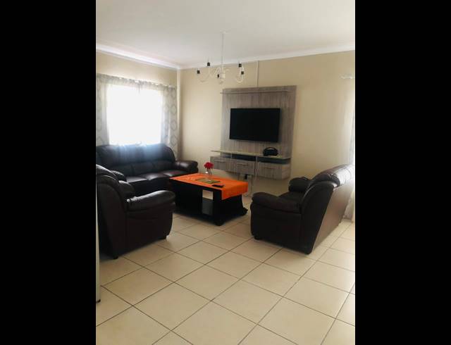 3 BEDROOM FREESTANDING FOR SALE IN WOODLANDS